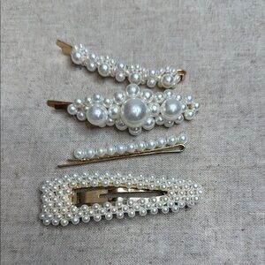 Set of 4 Elegant Pearl Hair Clips Set